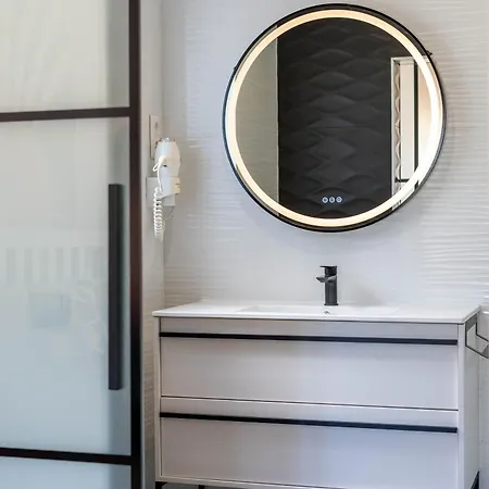 Casa Madeira, With Salt-water Pool And Sauna Villa Lagos