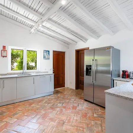 Luxury Casa Madeira, Heated Salt Water Pool And Panoramic Woodfire Sauna Βίλα Λάγος