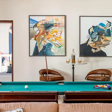 Casa Madeira, With Optional Heated Salt-water Pool And Sauna Вилла Лагуш