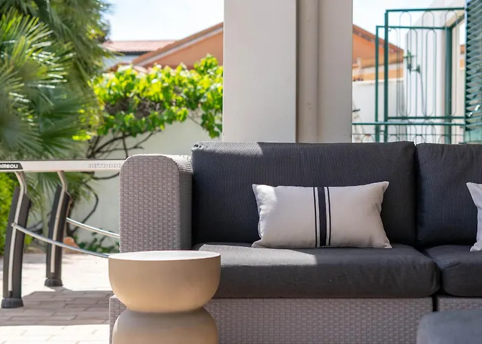 Casa Madeira, With Salt-water Pool And Sauna *