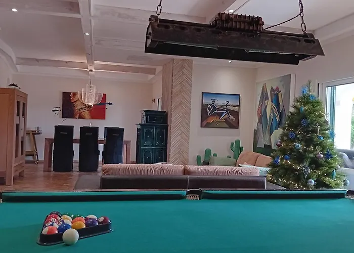 Casa Madeira, With Salt-water Pool And Sauna *