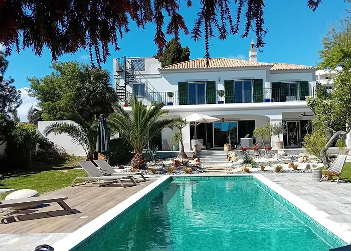 Casa Madeira, With Salt-water Pool And Sauna