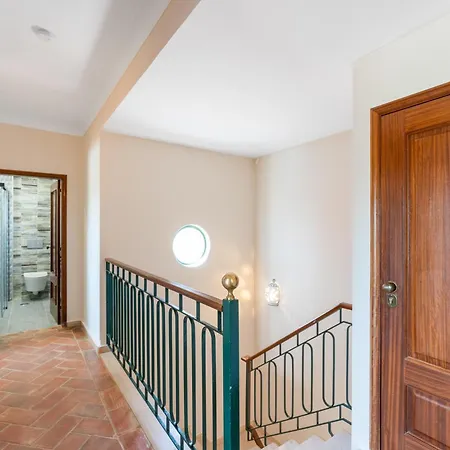 Casa Madeira, Boutique * Лагуш