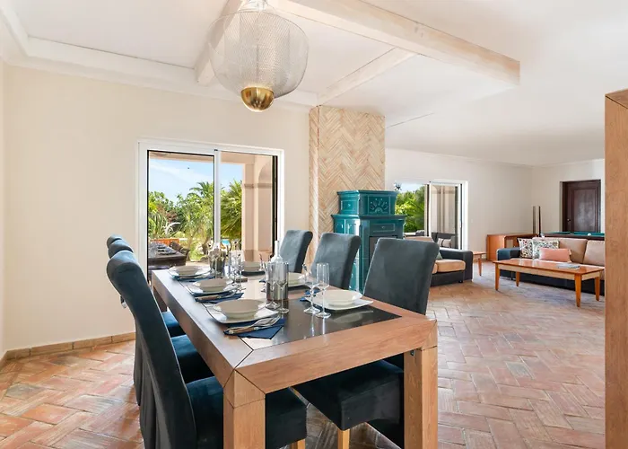 Villa Casa Madeira, With Salt-water Pool And Sauna
