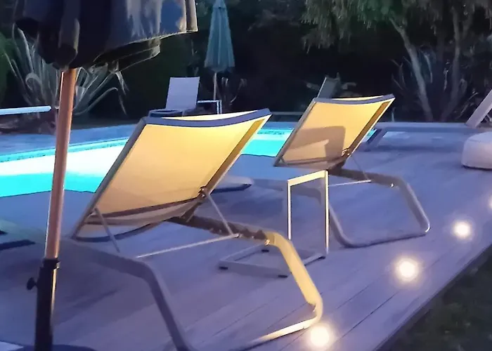 Casa Madeira, With Salt-water Pool And Sauna * Lagos