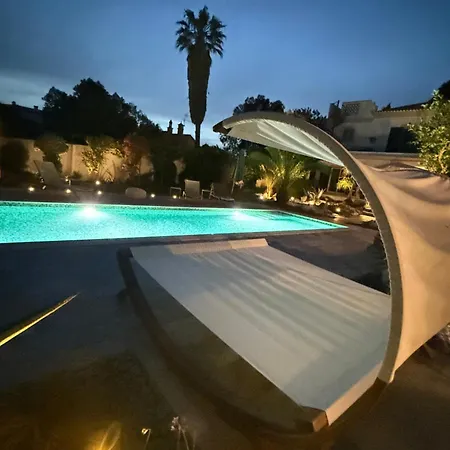 别墅 Casa Madeira, With Optional Heated Salt-water Pool And Sauna 拉哥斯